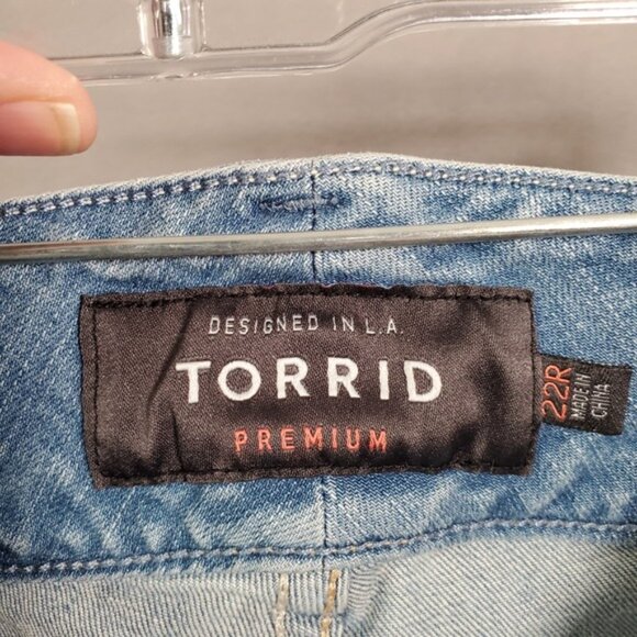 Torrid Skinny Jeans Womens 22R Light Wash Blue Denim Jeggings High Rise Stretch - Picture 7 of 10